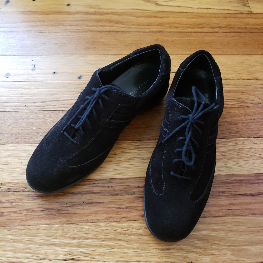 Banana Republic black suede shoes